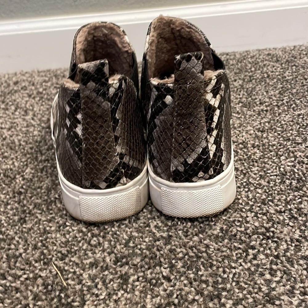 Report Python Slip on Faux Fur - Picture 3 of 4